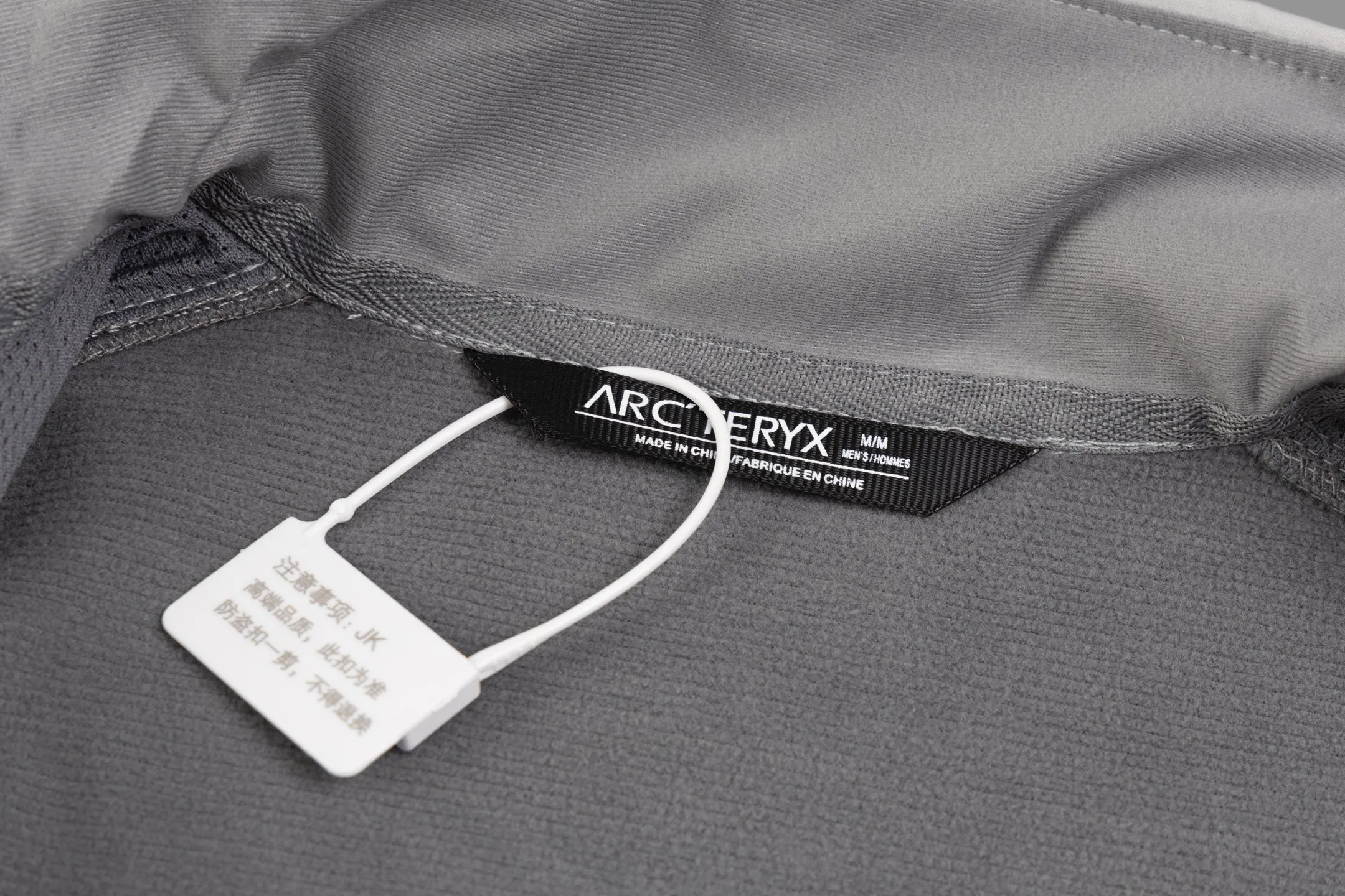 ARCTERYX Gamma MX jacket 100％ Series（essentials） gamma mx :Fortius 2.0 :85% ，15% :94% ，6% Gamma ，MX ， ， ， Gamma MX Top Seller， ， Series， ， ; Gamma MX ， ， ， ， ; ，New Arrival ， ， DWR ， ， ，Breathable Wind Stopper ， ， Series